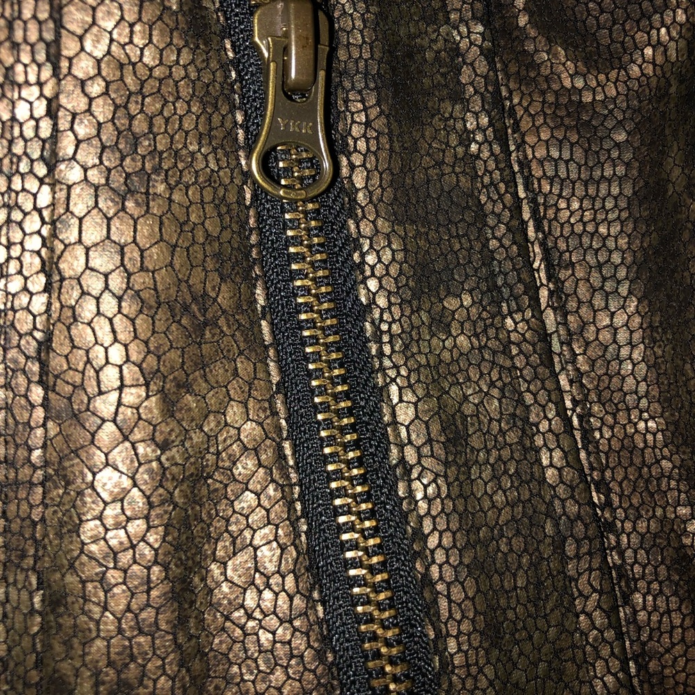 Jacket - Picture 4 of 6